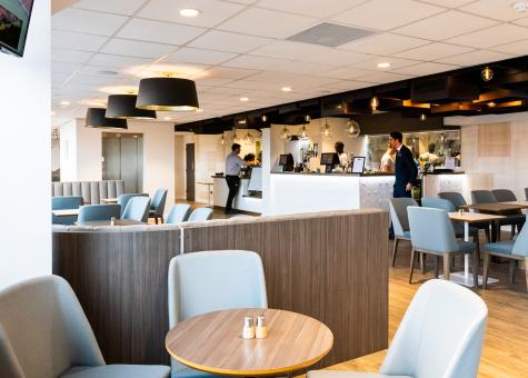 Vista Lounge